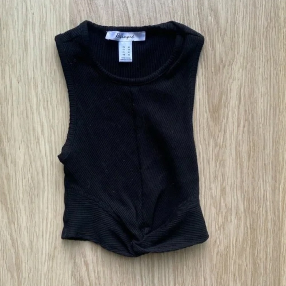 Black Ribbed Tanktop - Picture 2 of 5